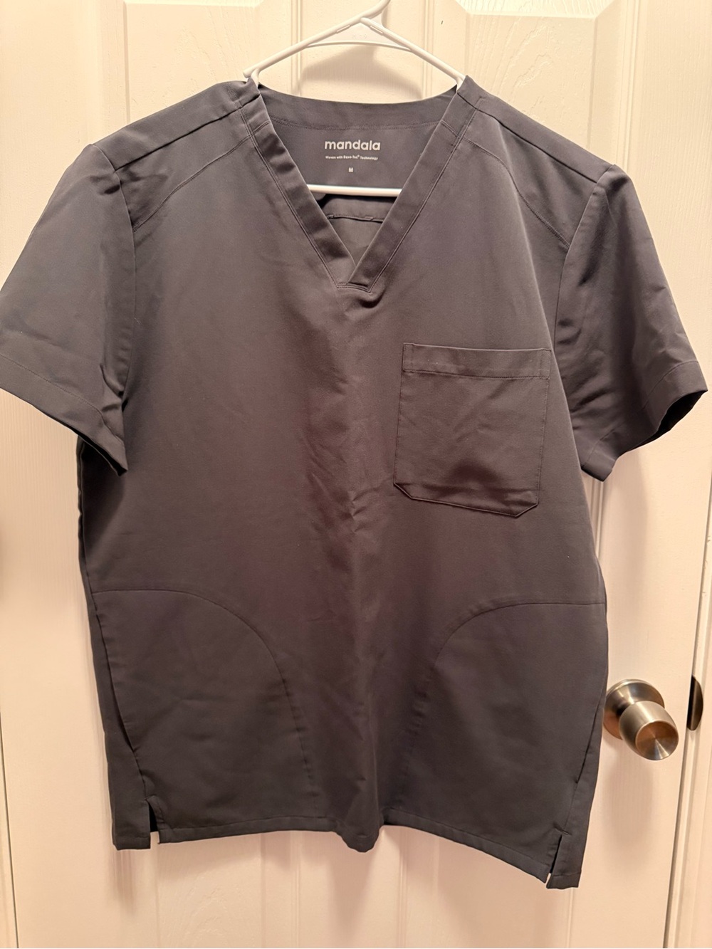 Mandala Men’s Short Sleeve V-Neck Scrub Top - Charcoal - Medium